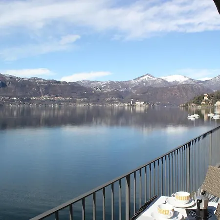 Apartment Lakefront With Spectacular Views