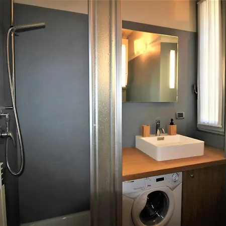 Lakefront With Spectacular Views Apartamento *